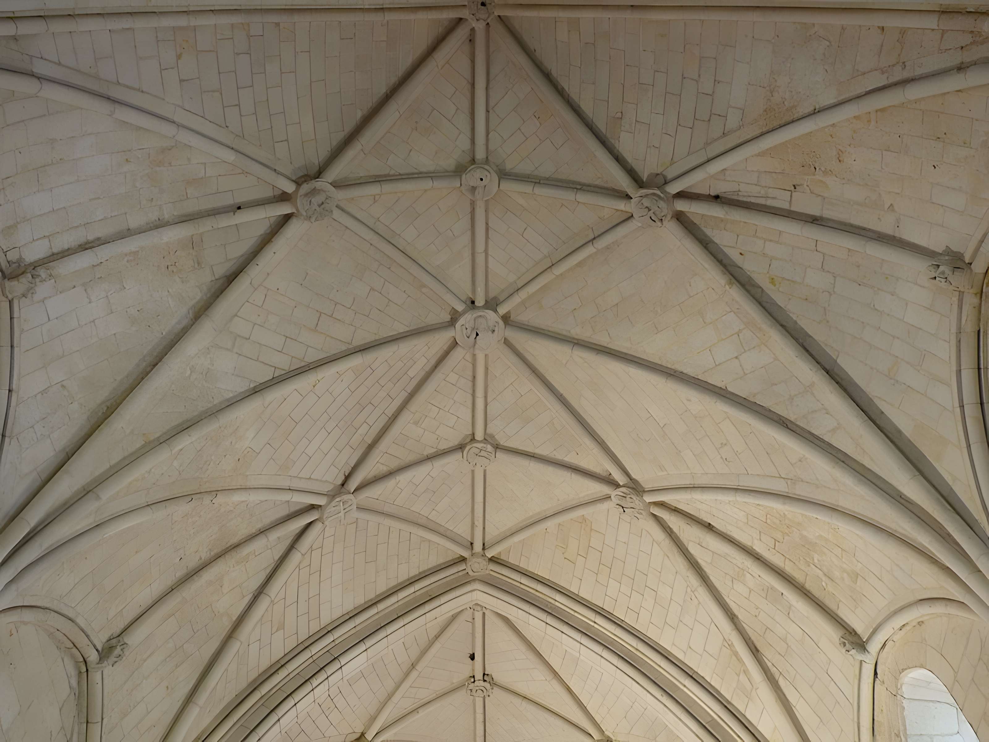 Église Saint-Médard de Cheviré-le-Rouge