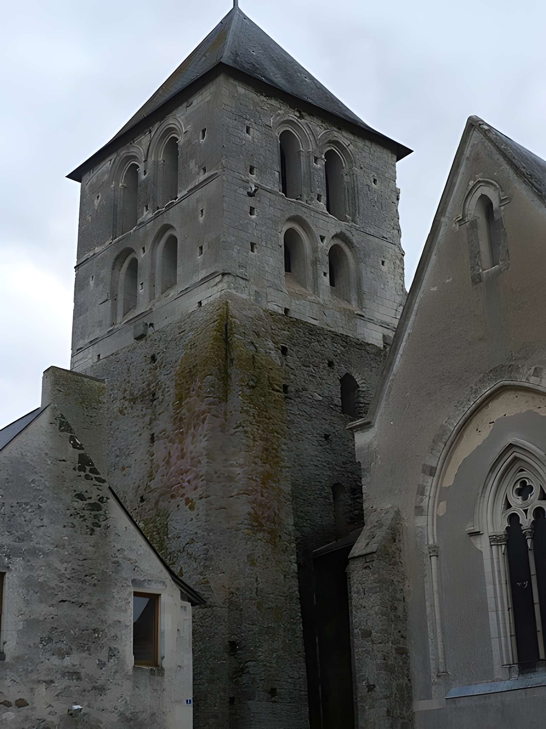 Église Saint-Médard de Cheviré-le-Rouge
