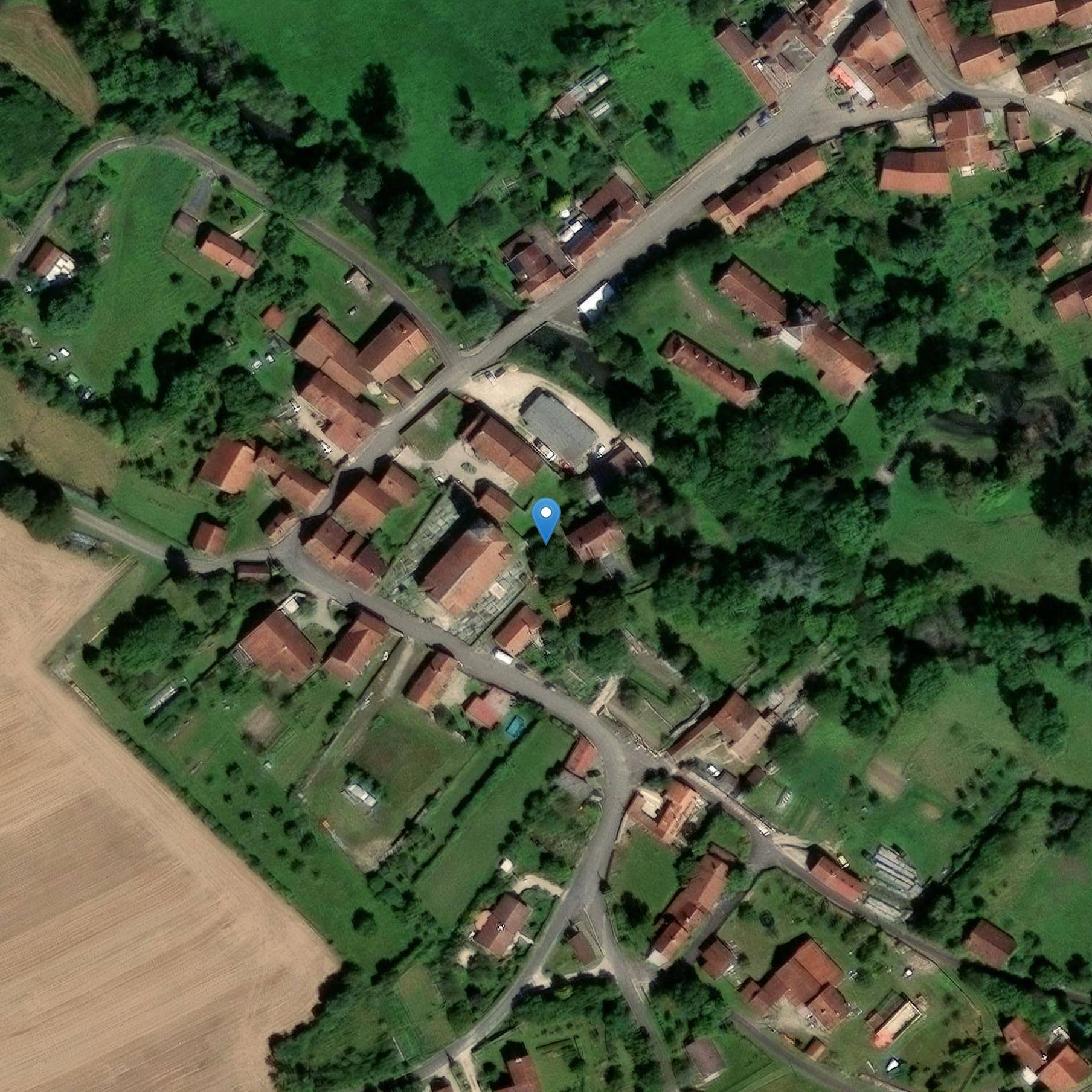 Photo de 文艺复兴十字墓地