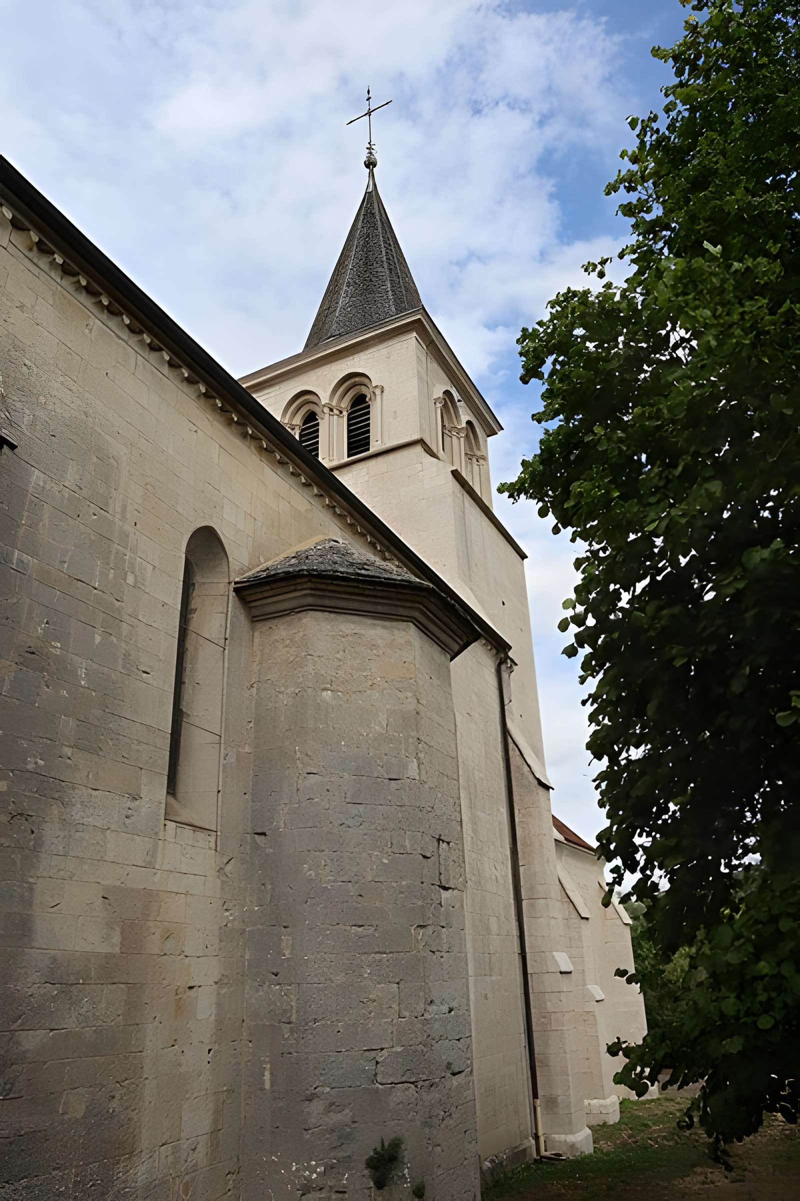 Eglise Saint-Pierre-ès-Liens d'Arbot