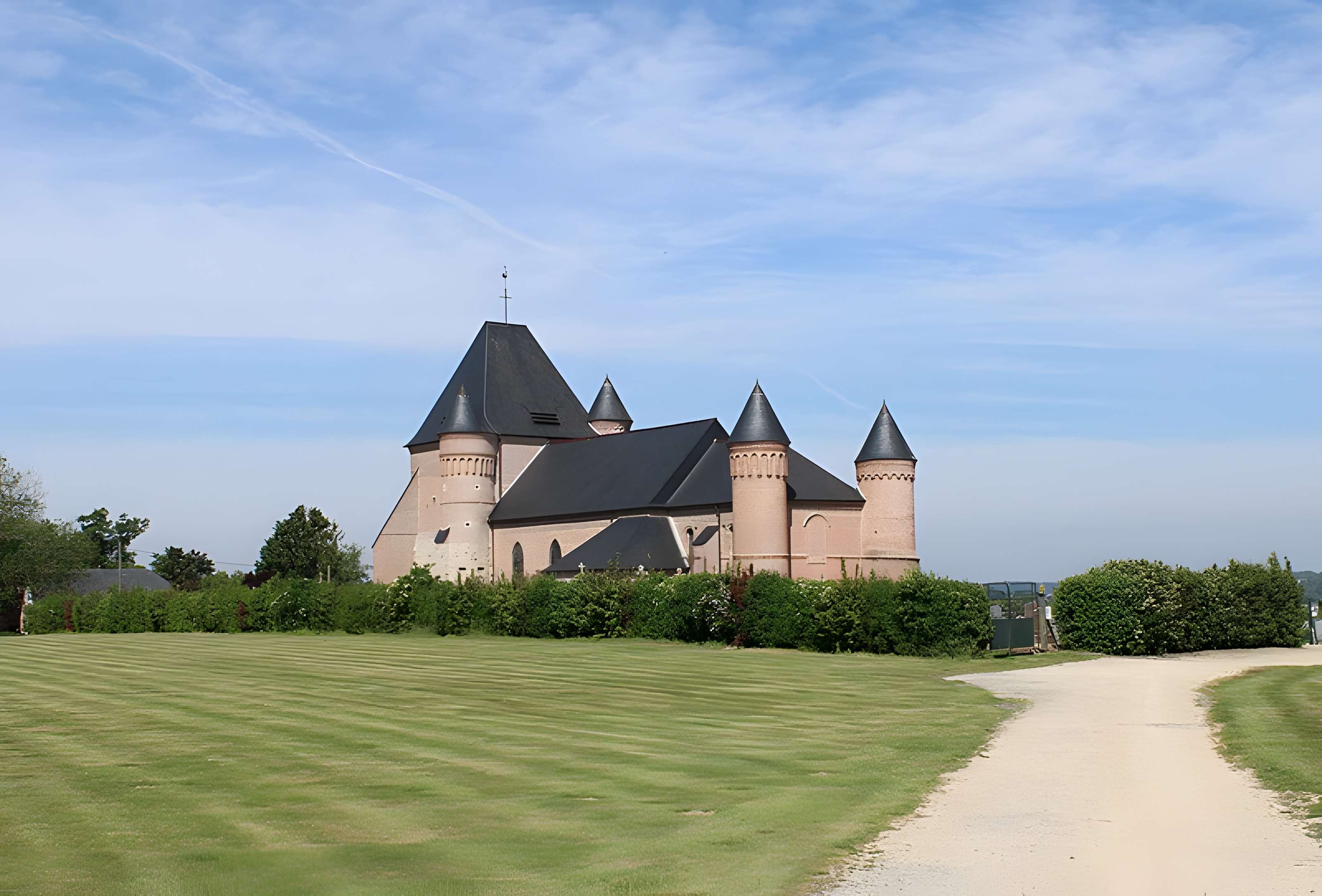 Église Saint-Médard de Flavigny-le-Grand-et-Beaurain