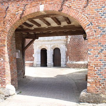 Église Saint-Médard de Parfondeval