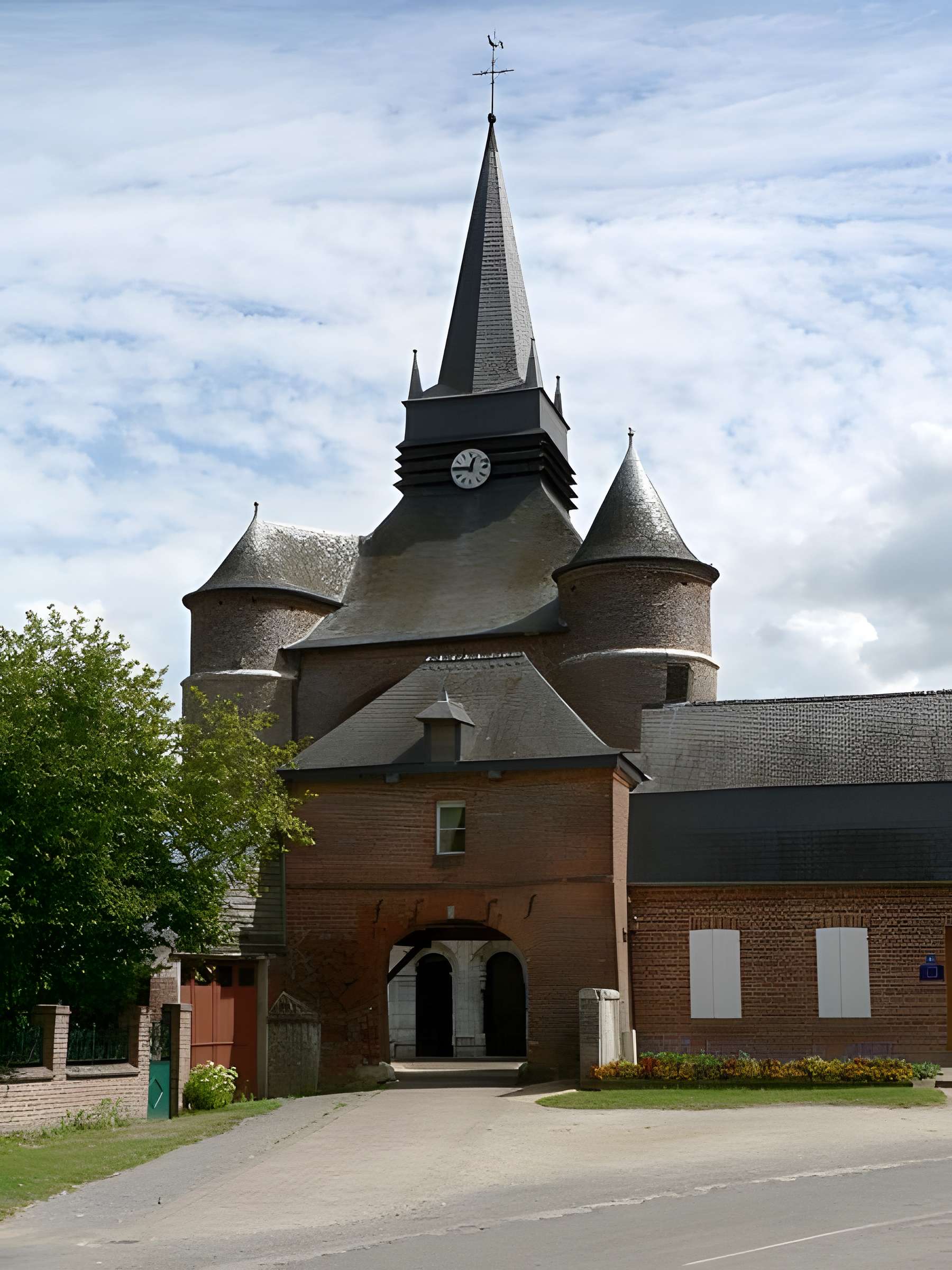 Église Saint-Médard de Parfondeval 