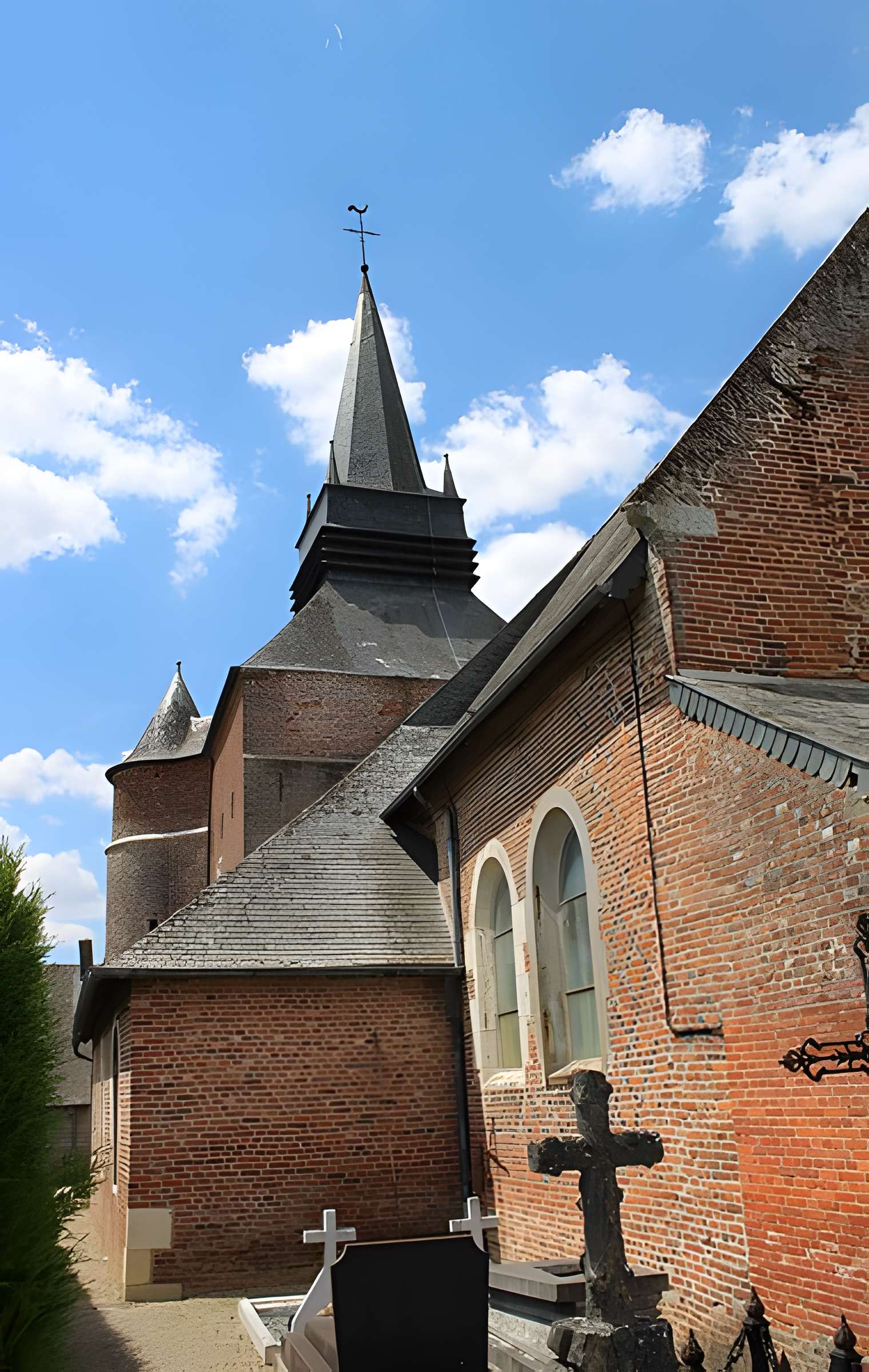 Église Saint-Médard de Parfondeval