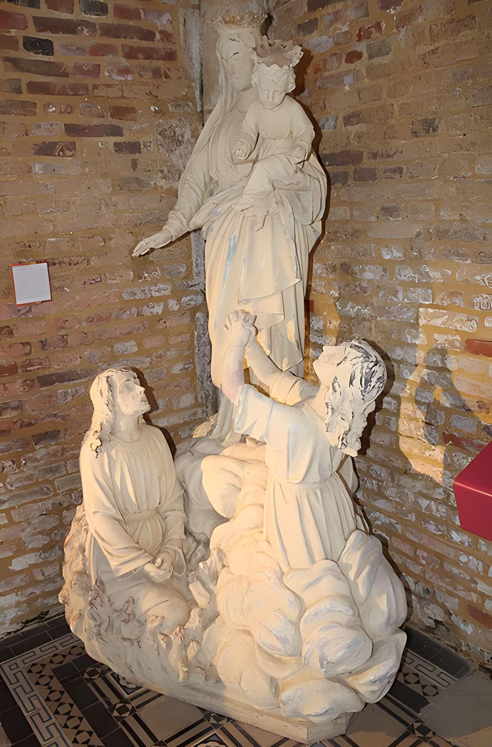 Église Saint-Médard de Parfondeval