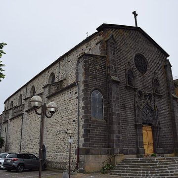 Église Saint-Médard de Saugues