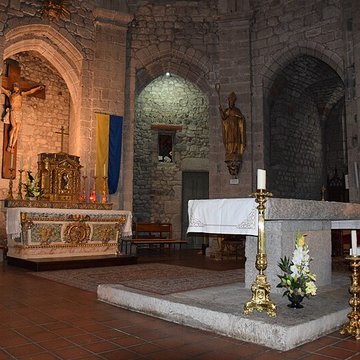Église Saint-Médard de Saugues