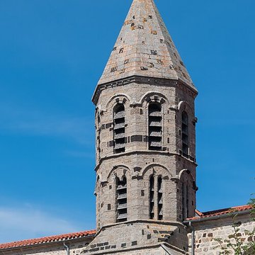 Église Saint-Médard de Saugues