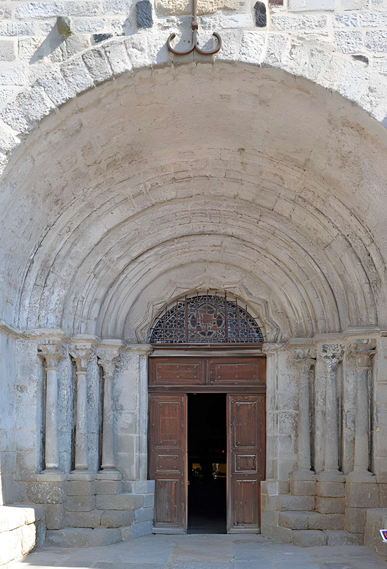 Église Saint-Médard de Saugues