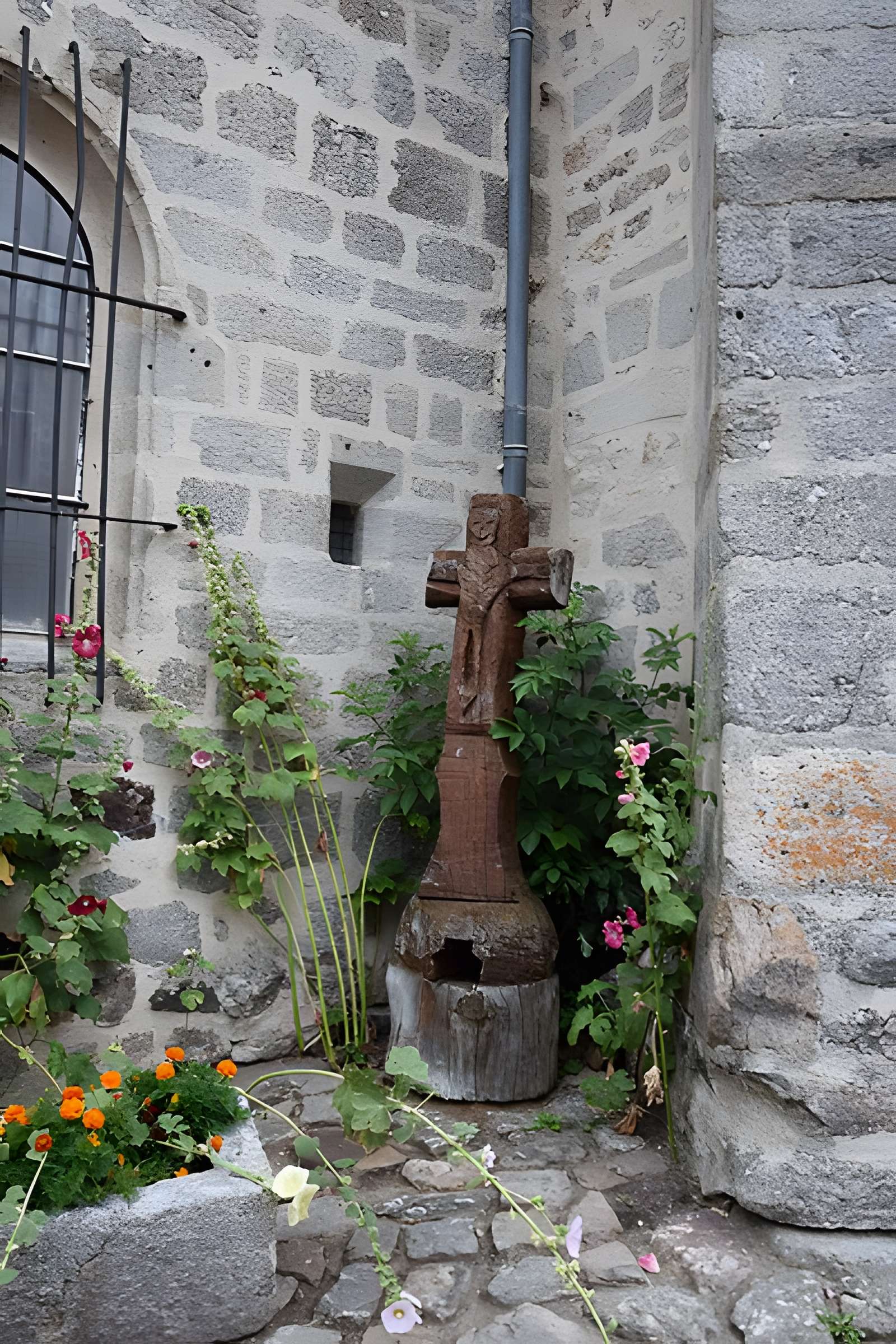 Église Saint-Médard de Saugues