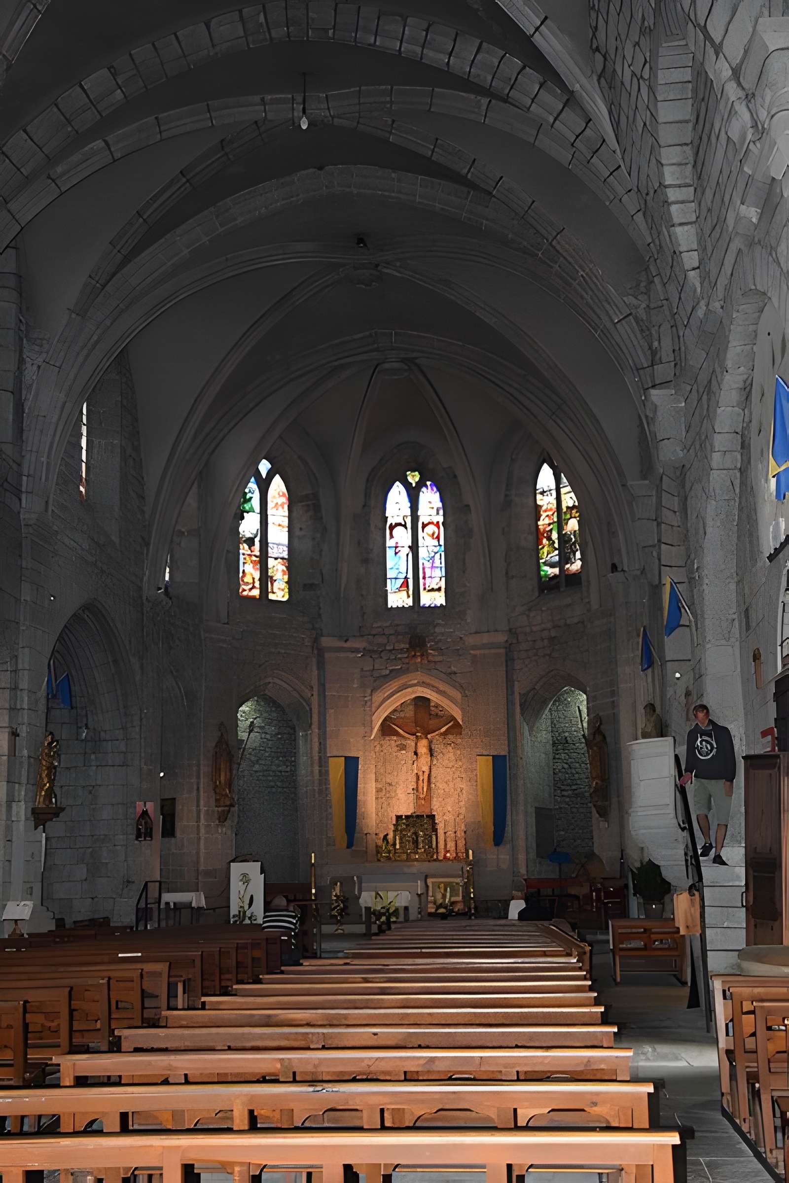 Église Saint-Médard de Saugues