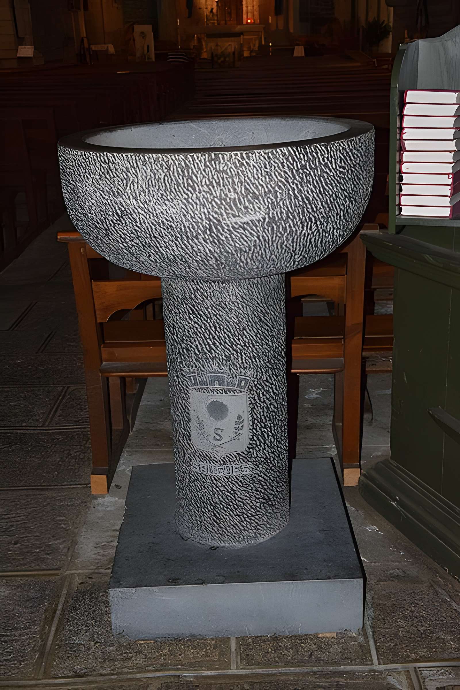 Église Saint-Médard de Saugues