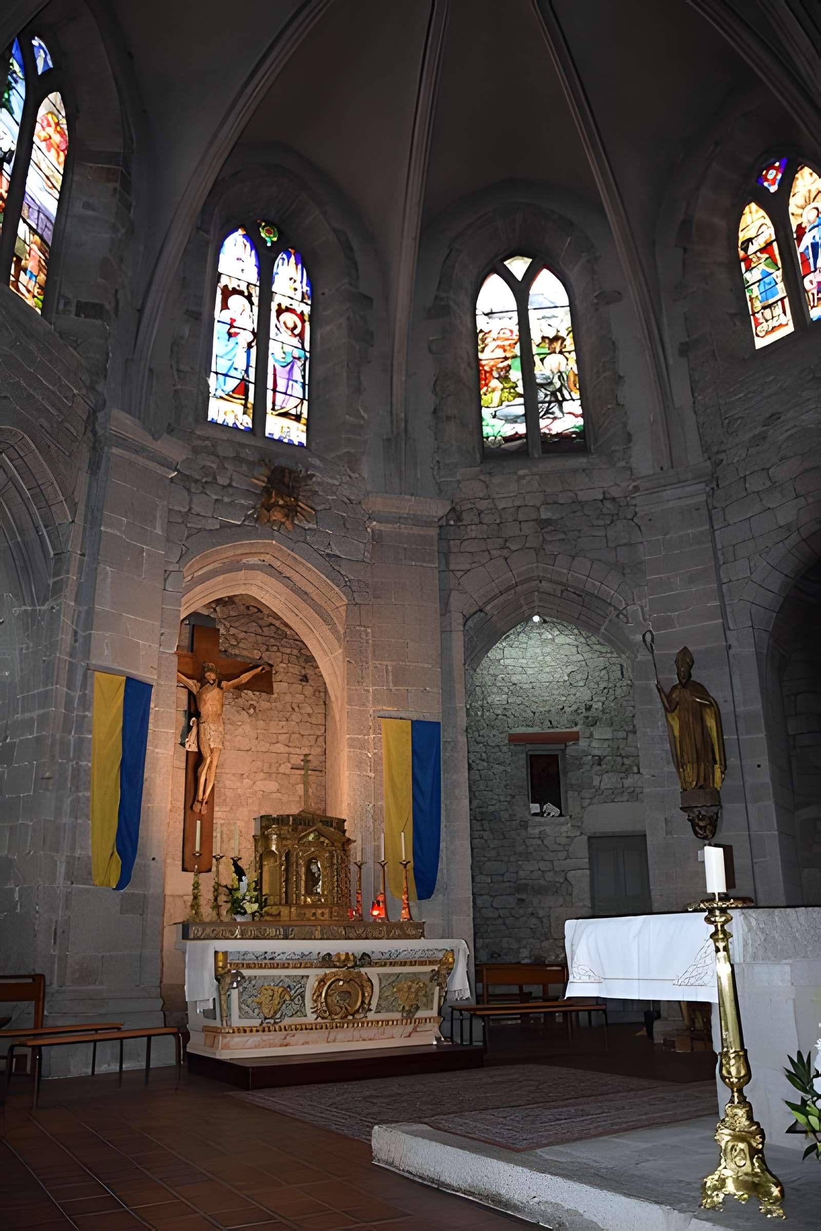 Église Saint-Médard de Saugues