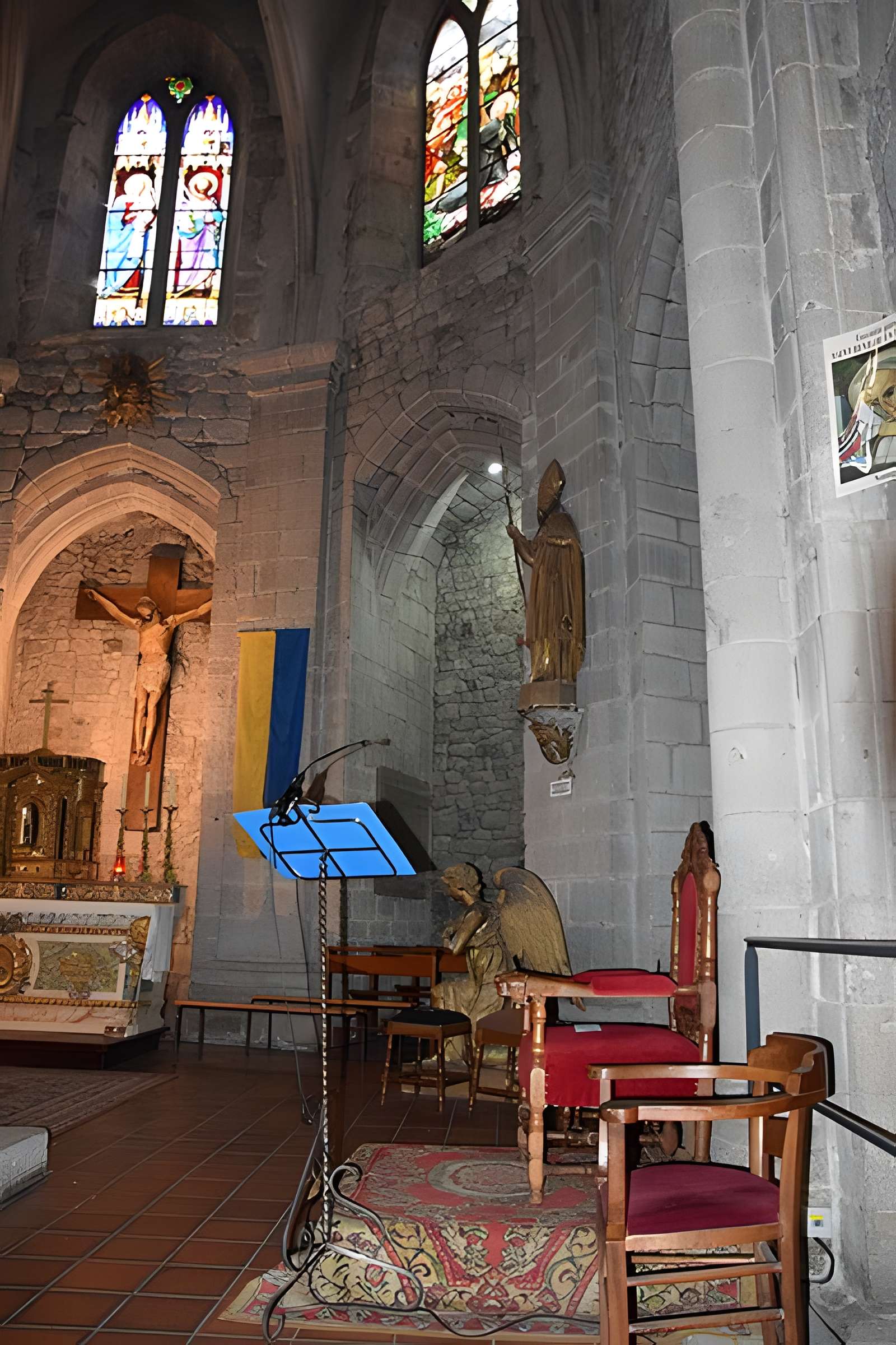 Église Saint-Médard de Saugues