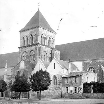 Église Saint-Médard de Thouars