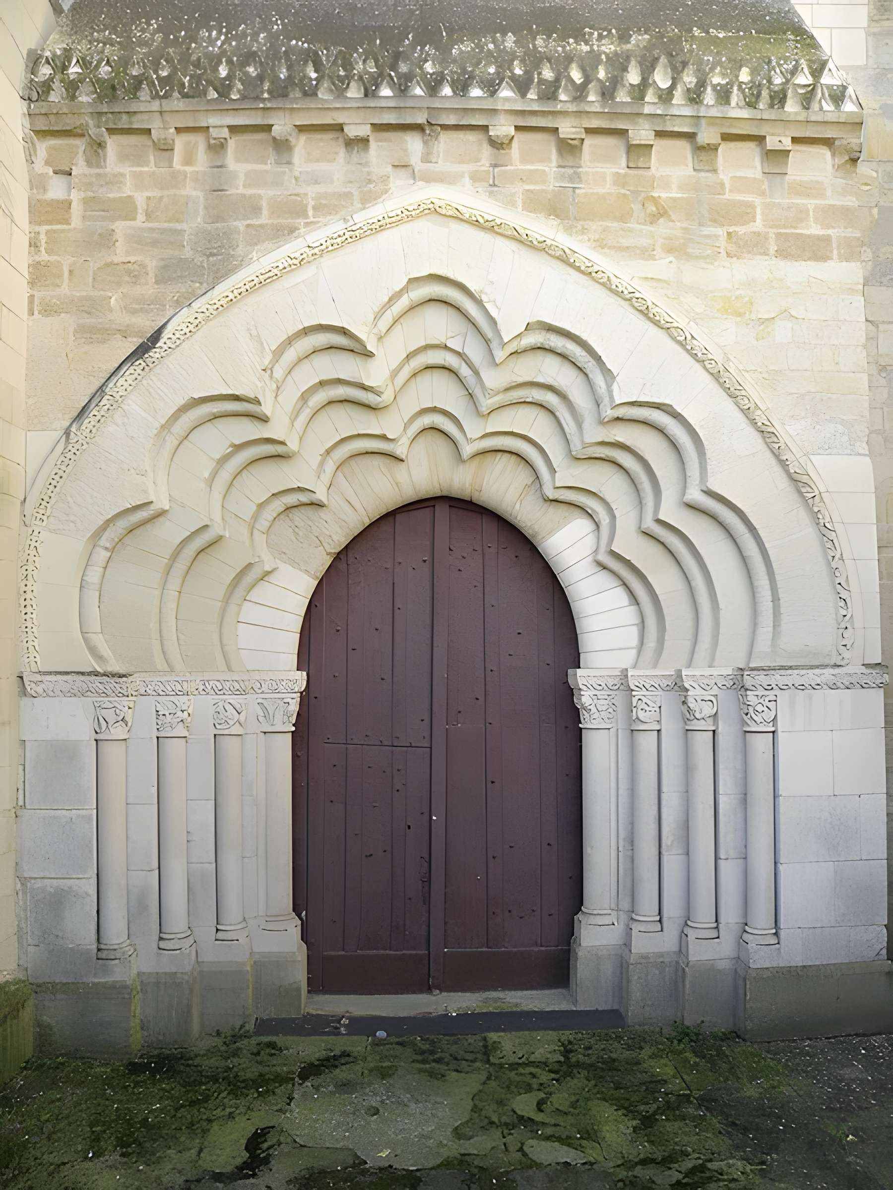 Église Saint-Médard de Thouars
