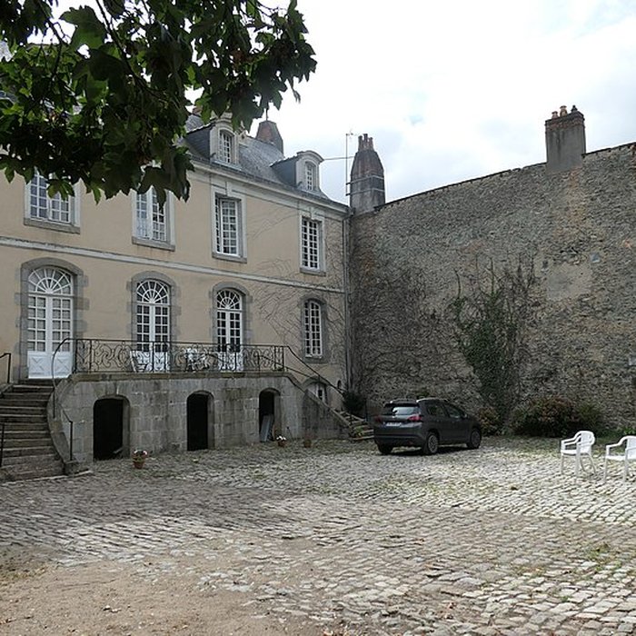 Photo de Ancien hôtel de Montfrand, actuellement hôtel de Sèze et de Montfrand