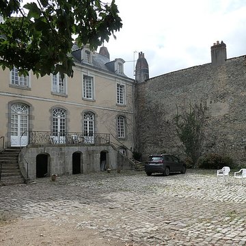 Ancien hôtel de Montfrand, actuellement hôtel de Sèze et de Montfrand