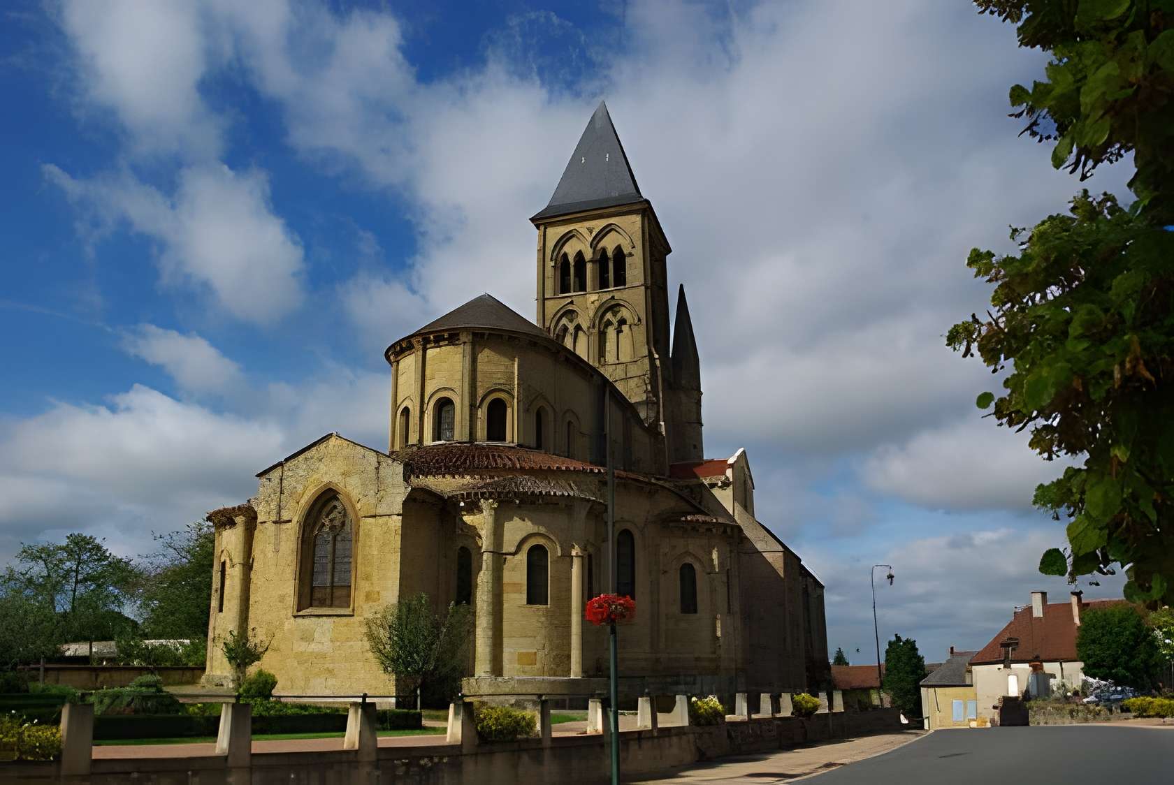 Église Saint-Menoux de Saint-Menoux 
