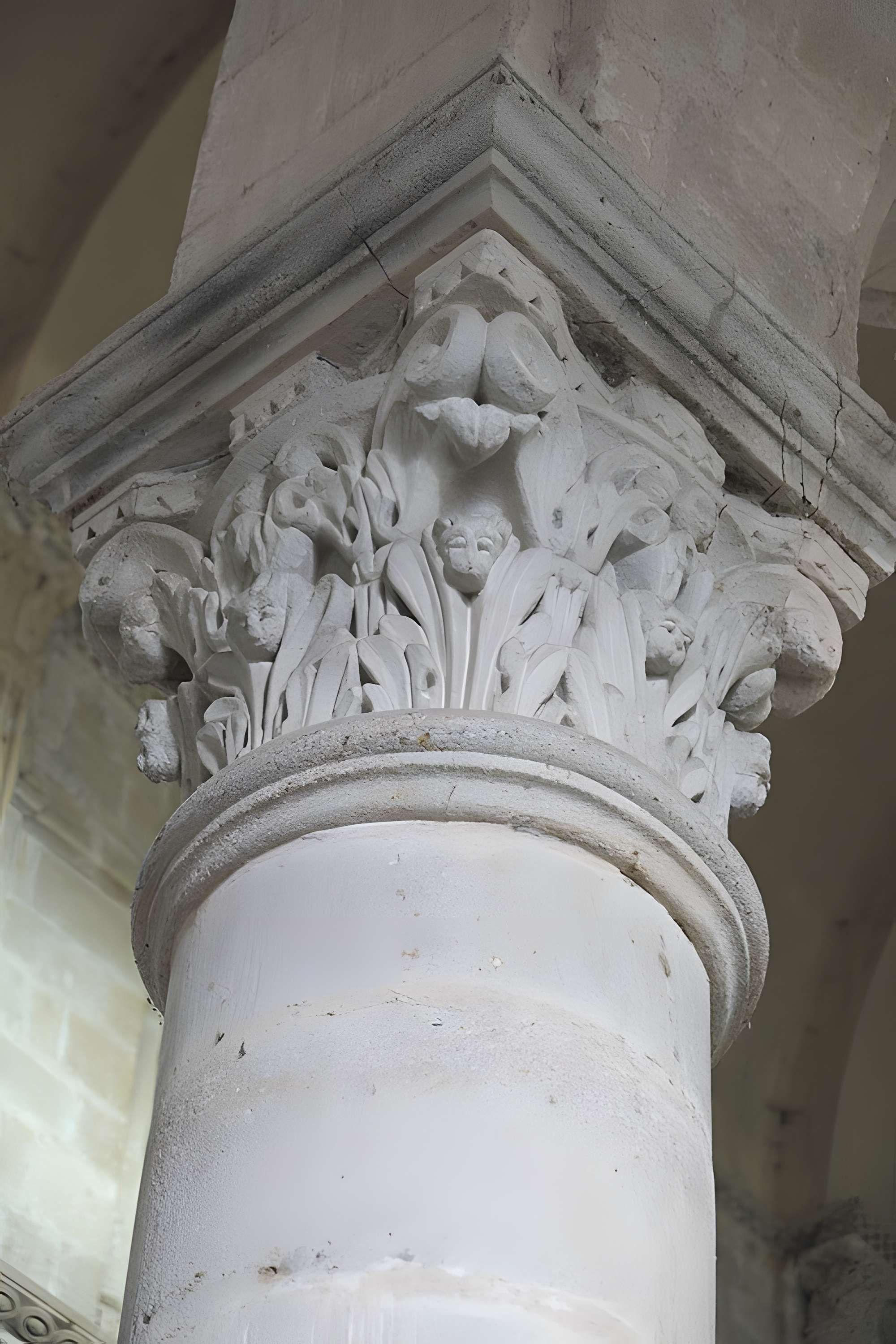 Église Saint-Menoux de Saint-Menoux