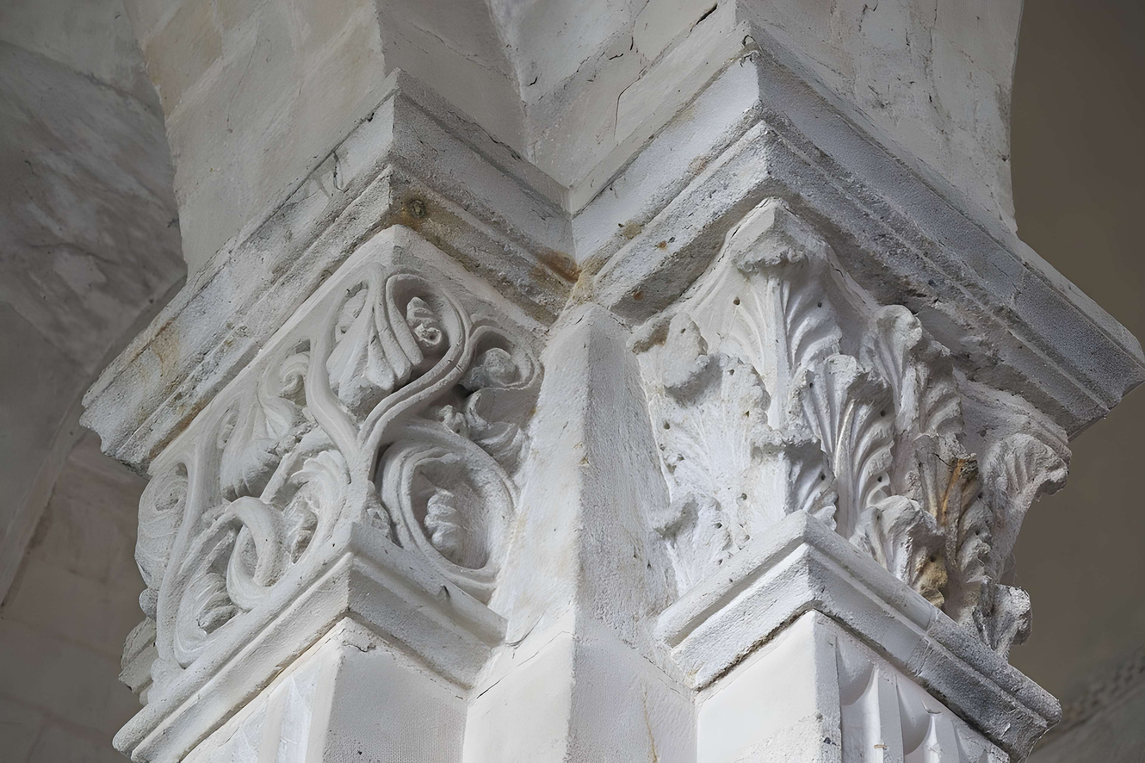 Église Saint-Menoux de Saint-Menoux