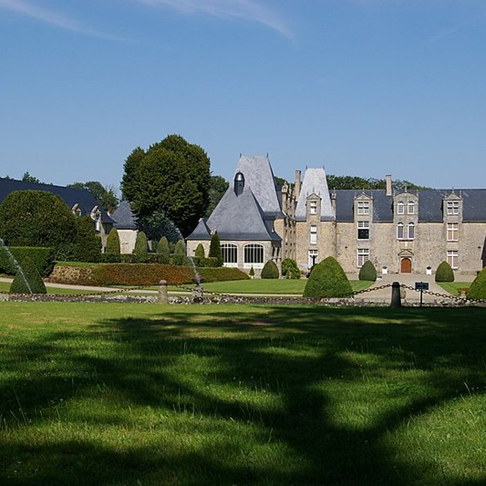 Photo de Château de la Roche-Pichemer