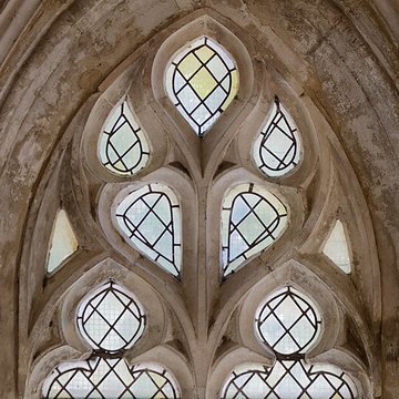 Église Saint-Michel de Caderousse