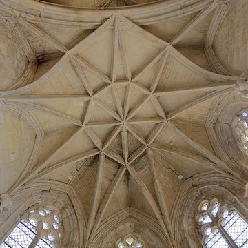 Église Saint-Michel de Caderousse