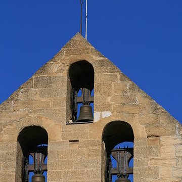 Église Saint-Michel de Caderousse
