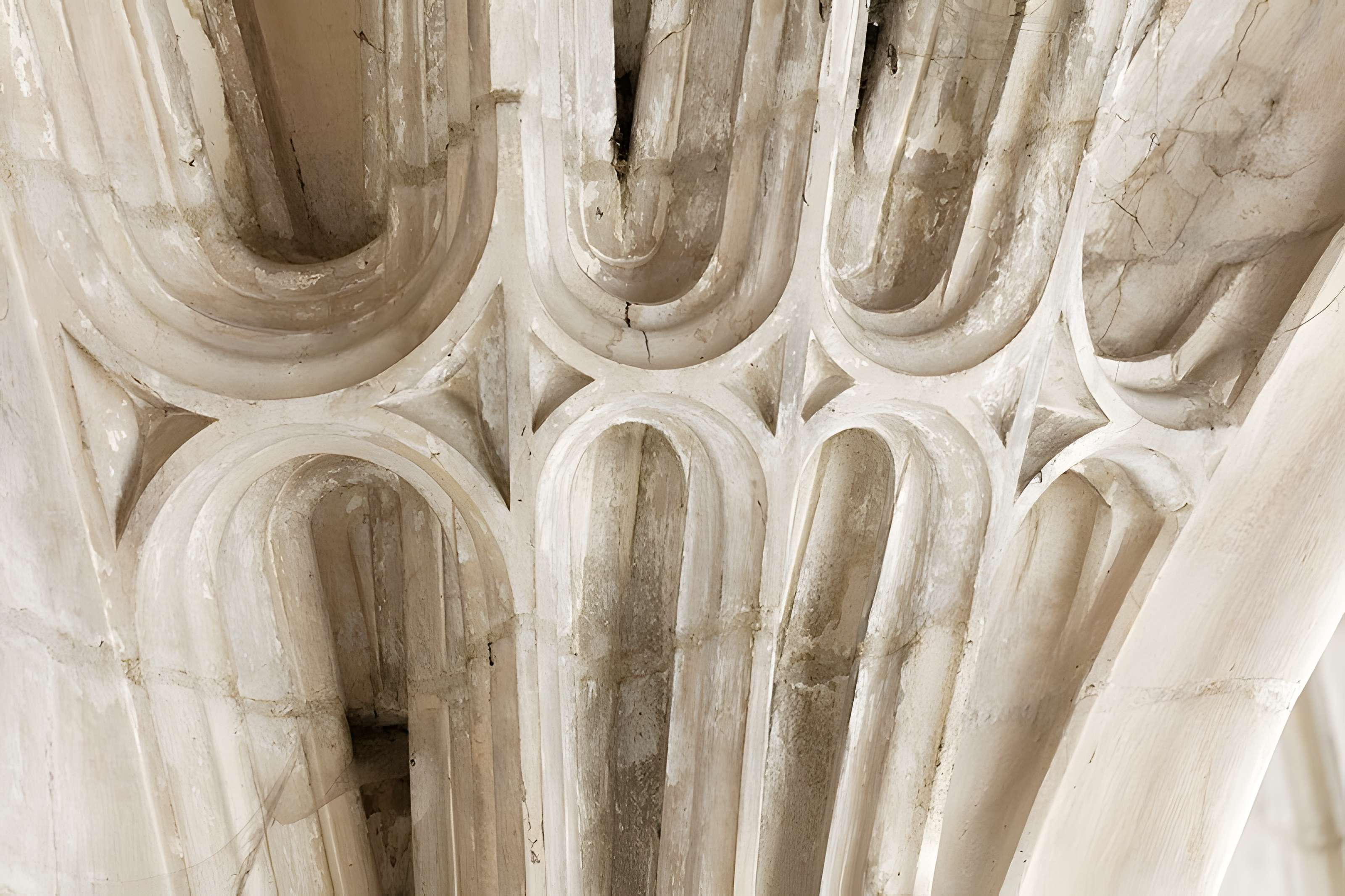 Église Saint-Michel de Caderousse