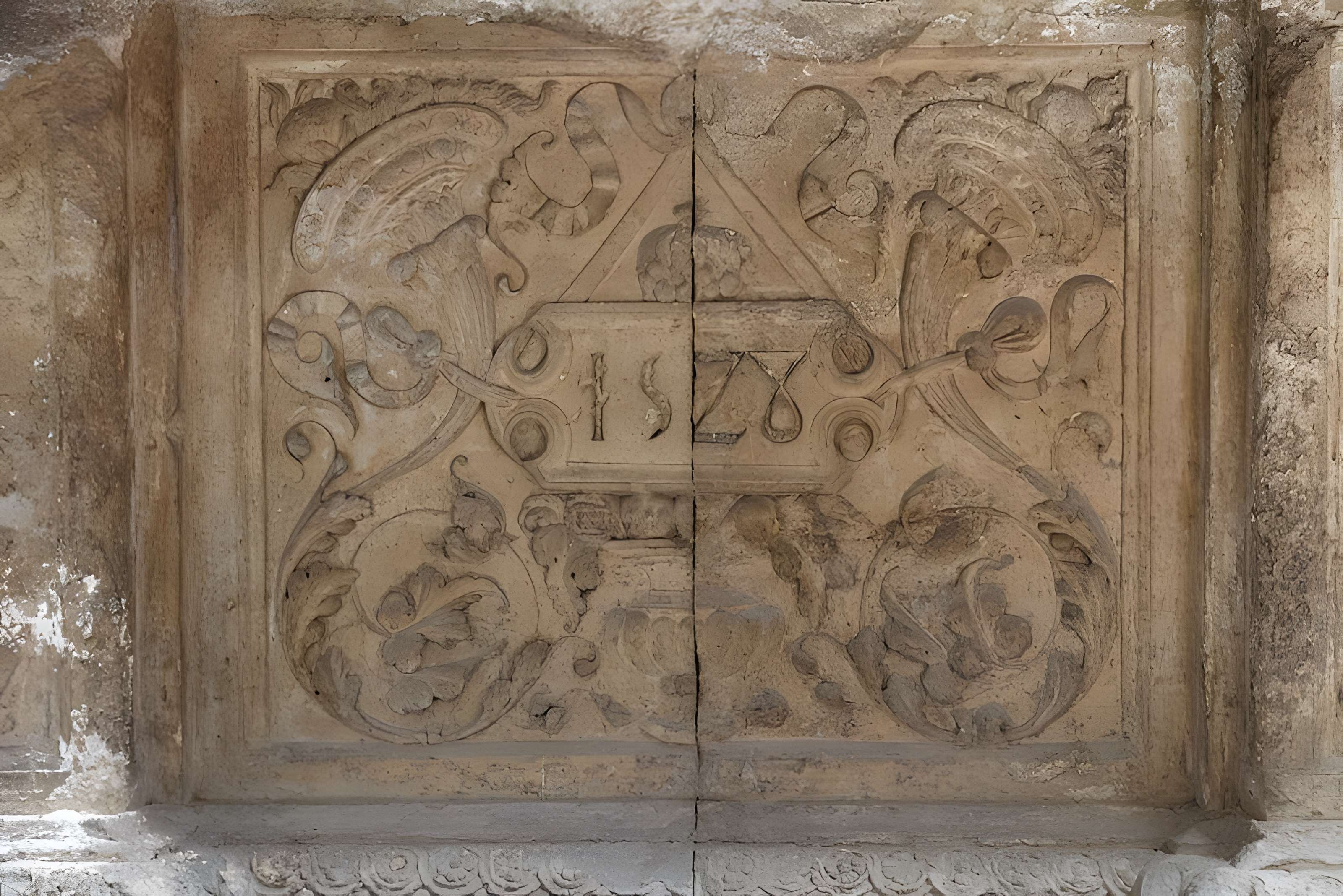 Église Saint-Michel de Caderousse