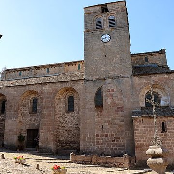 Église Saint-Michel de Castelnau-Pégayrols