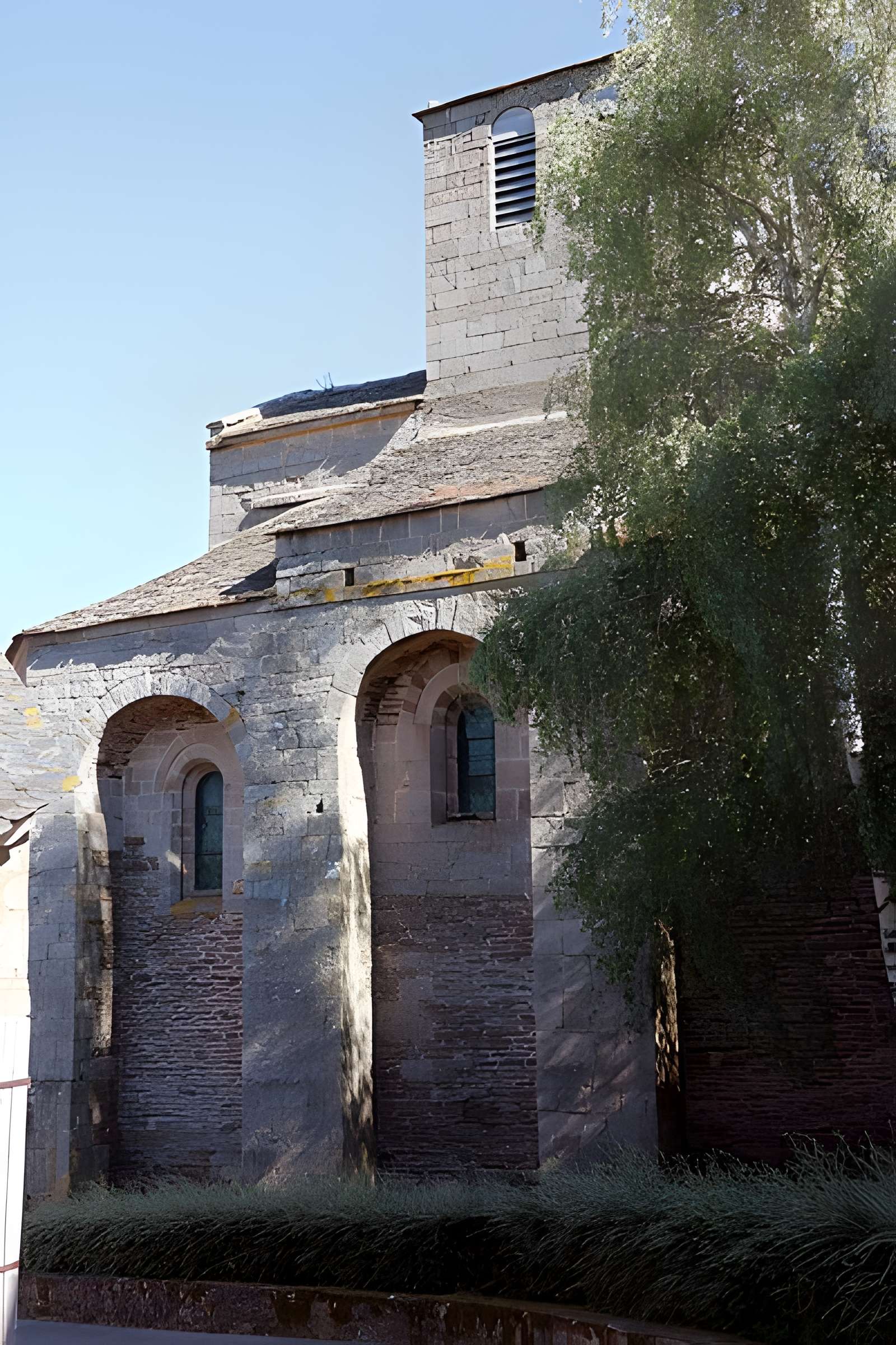 Église Saint-Michel de Castelnau-Pégayrols