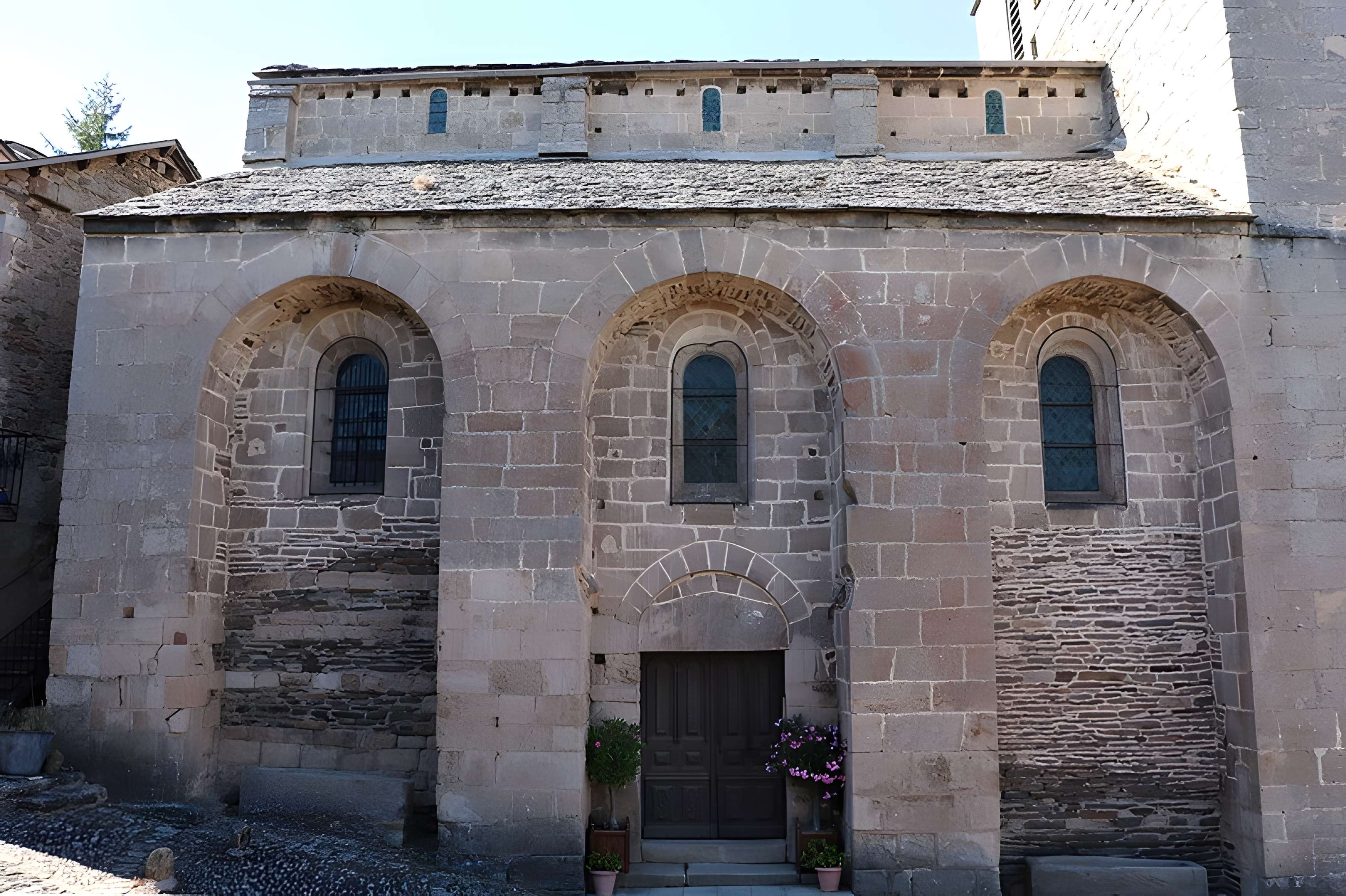 Église Saint-Michel de Castelnau-Pégayrols