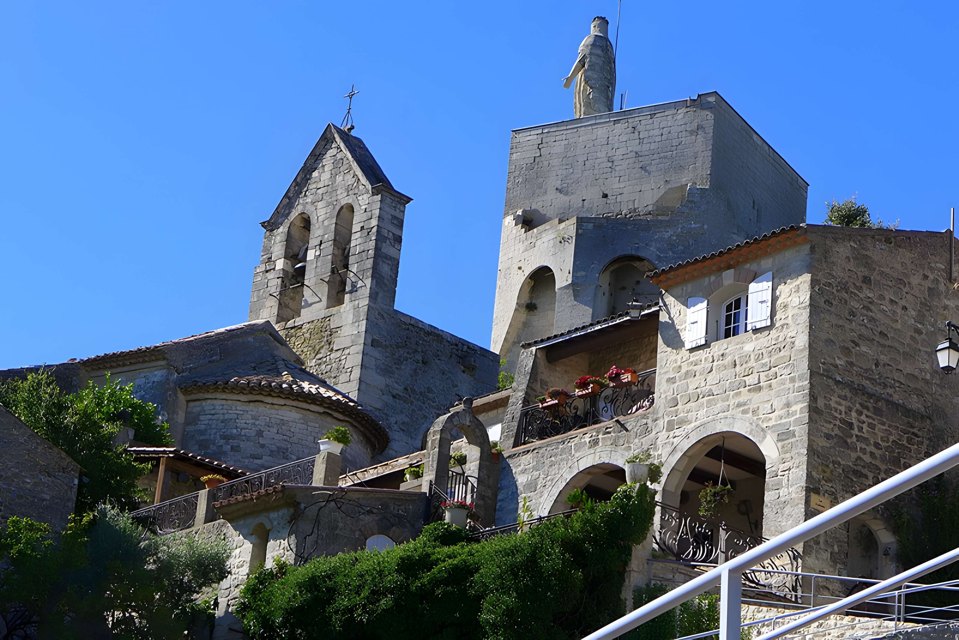 Église Saint-Michel de Clansayes