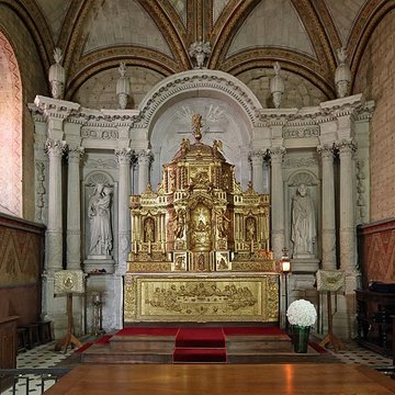 Église Saint-Michel de Fontevraud-lAbbaye