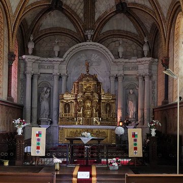 Église Saint-Michel de Fontevraud-lAbbaye