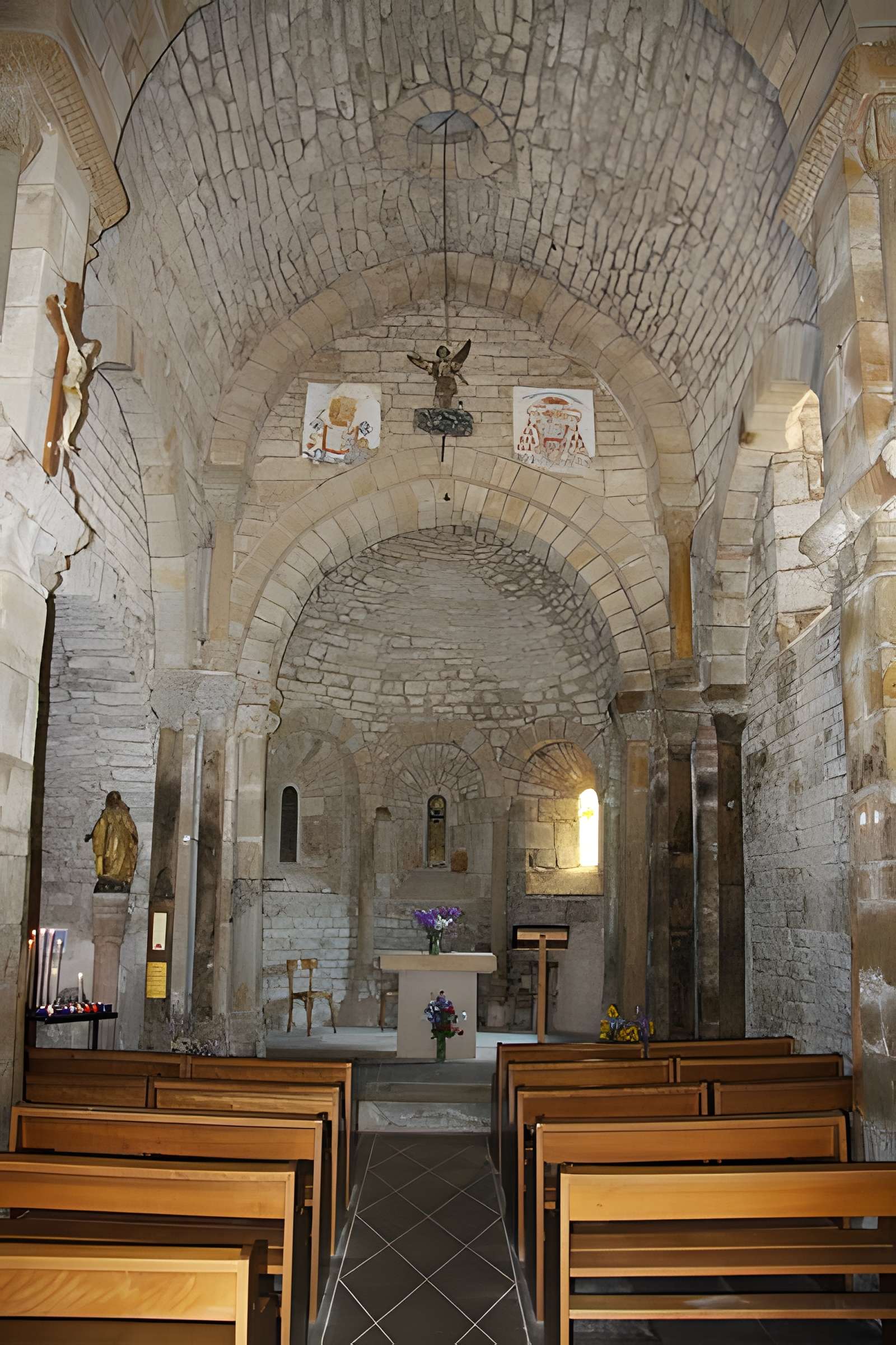 Église Saint-Michel de la Garde-Guérin