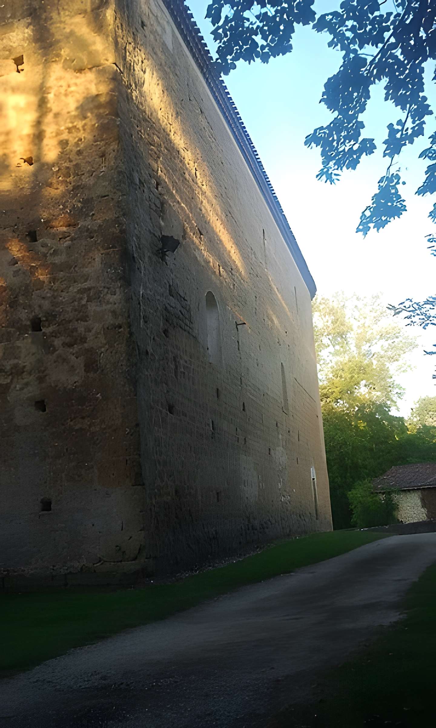 Église Saint-Michel de Lamaguère
