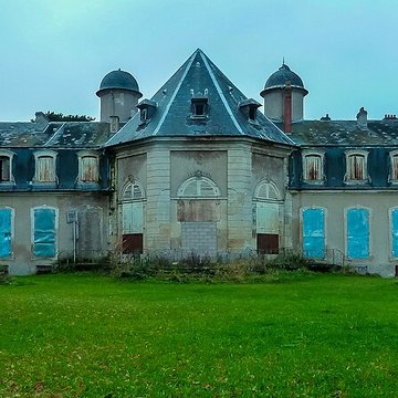 Petit château du Prince Charles-Alexandre de Lorraine, dit La Favorite