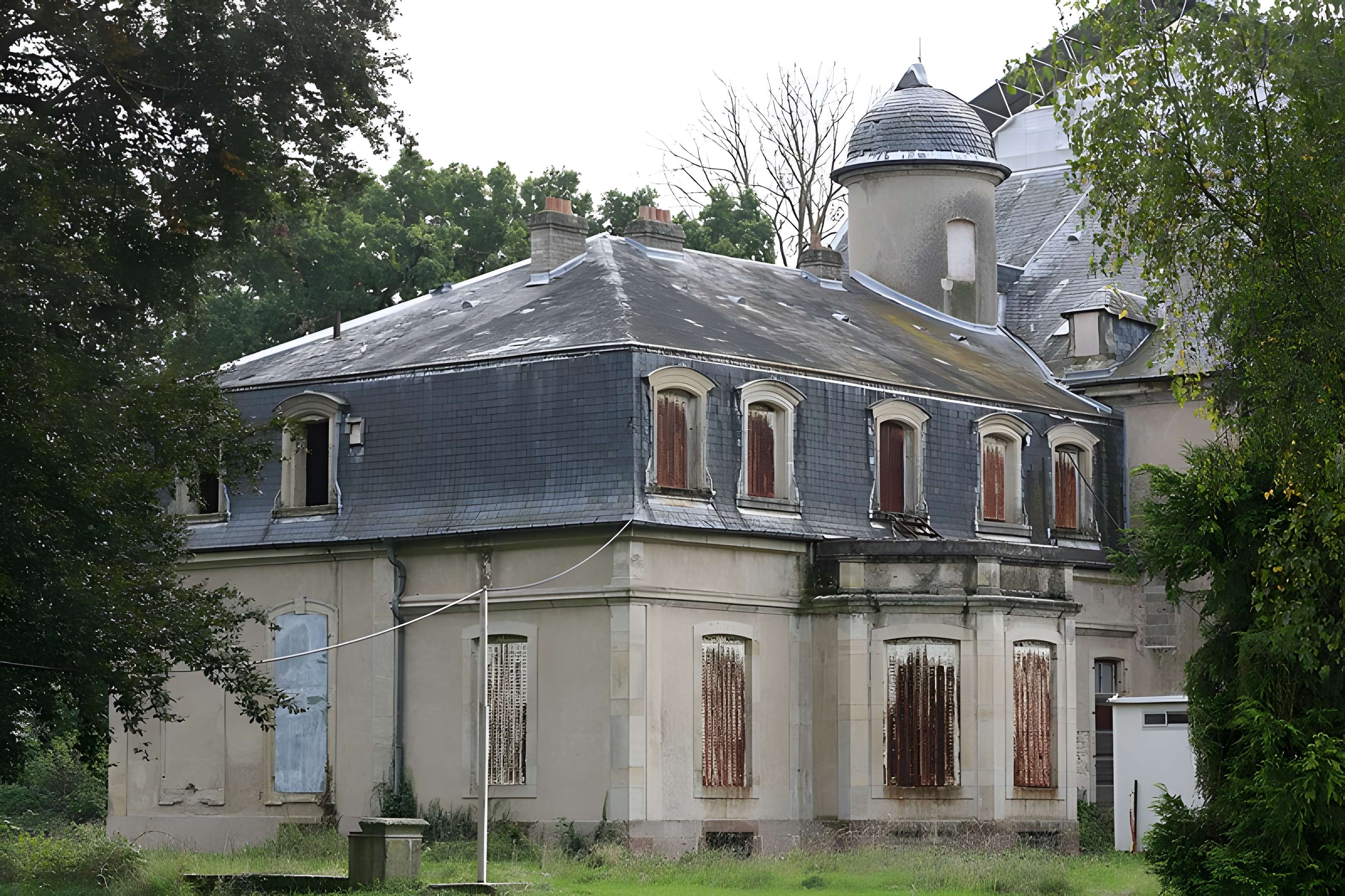 Petit château du Prince Charles-Alexandre de Lorraine, dit La Favorite