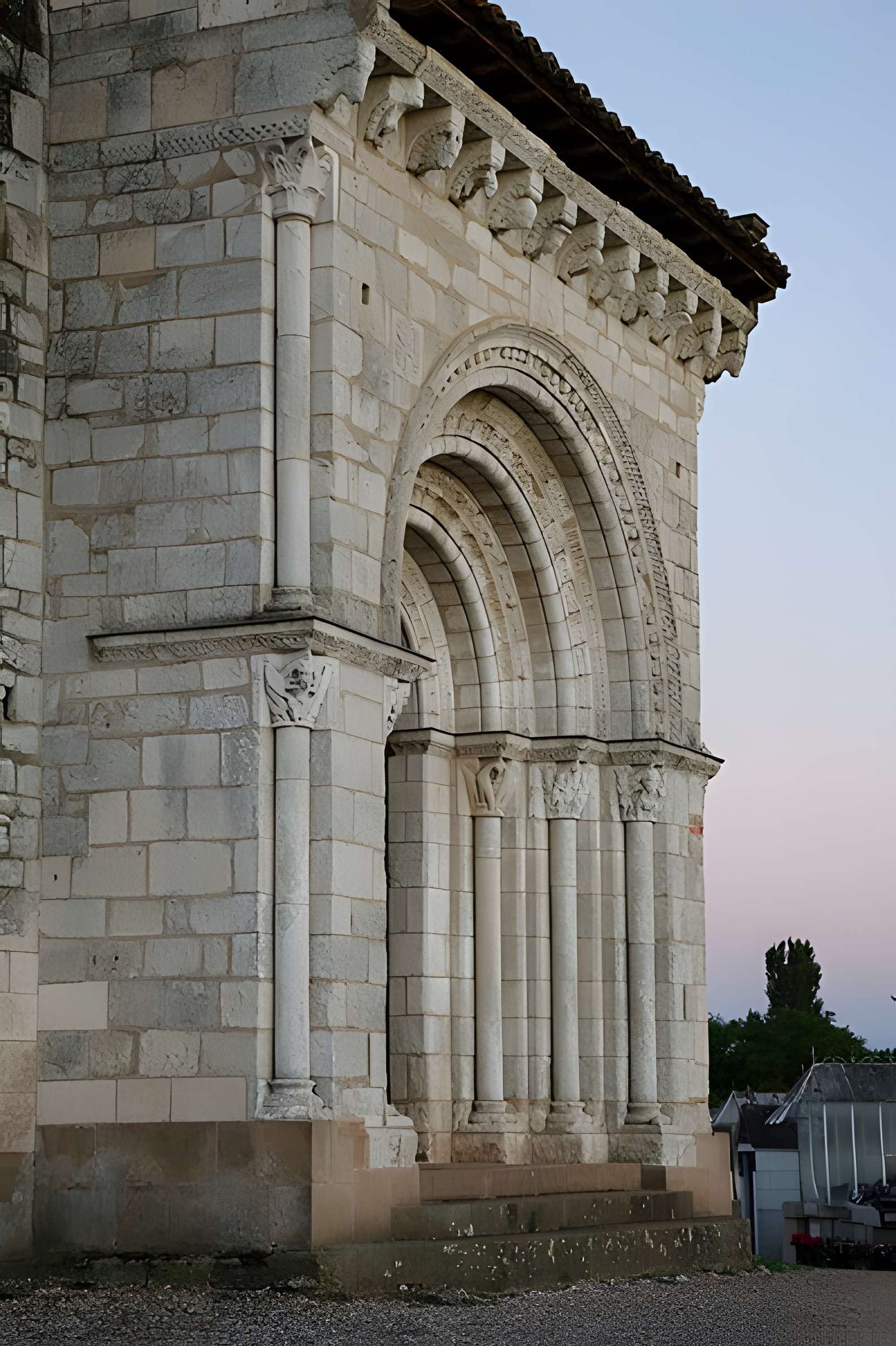 Église Saint-Michel de Lescure-d'Albigeois