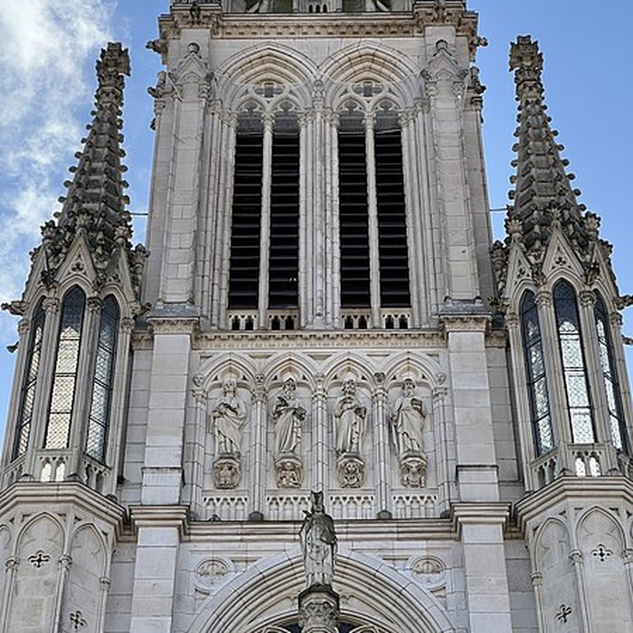 Photo de Basilique Saint-Epvre
