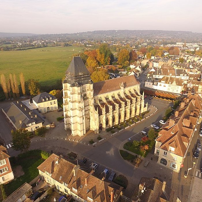 Photo de Église Saint-Michel de Pont-lÉvêque
