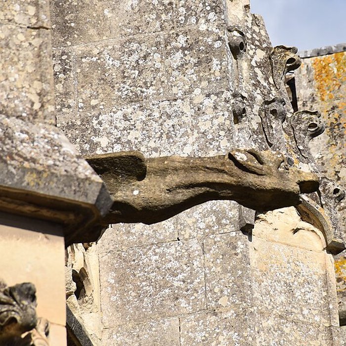 Photo de Église Saint-Michel de Pont-lÉvêque