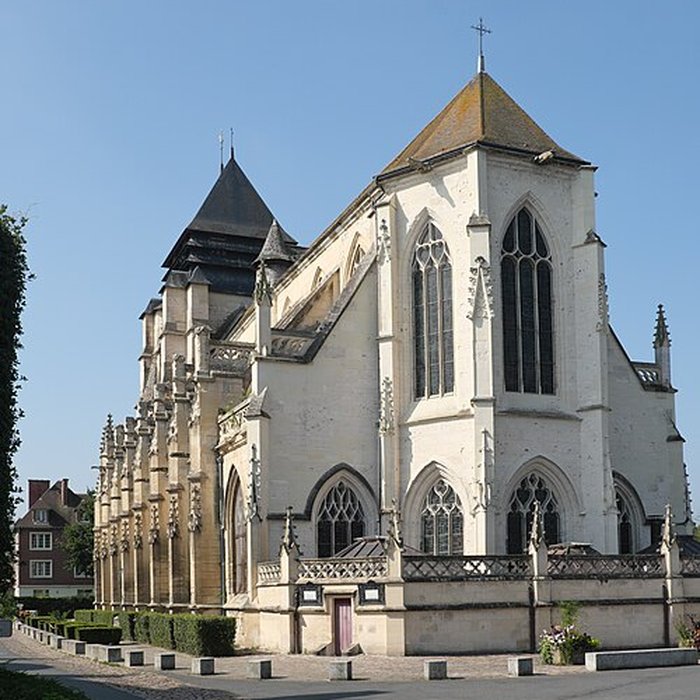 Photo de Église Saint-Michel de Pont-lÉvêque