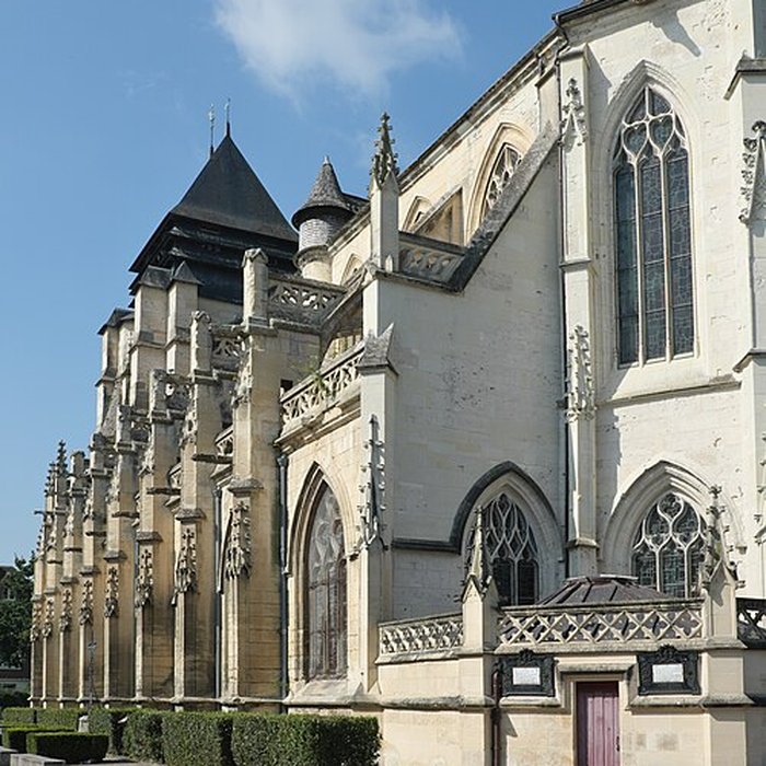 Photo de Église Saint-Michel de Pont-lÉvêque