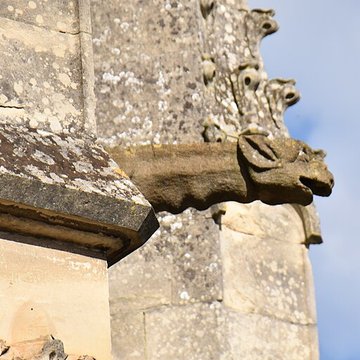 Église Saint-Michel de Pont-lÉvêque