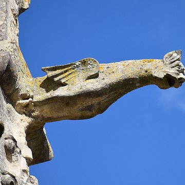 Église Saint-Michel de Pont-lÉvêque