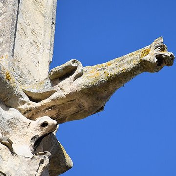 Église Saint-Michel de Pont-lÉvêque
